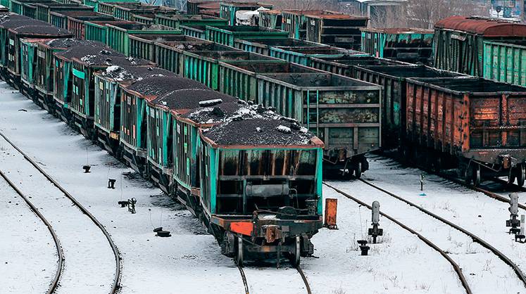 Саморазрушение Украины продолжается