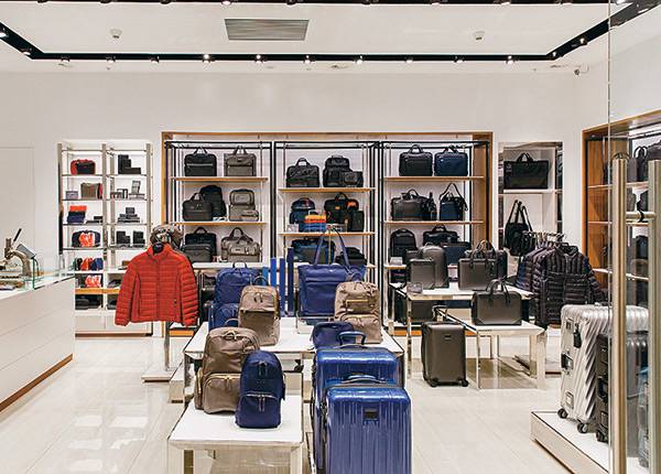  073_rusrep_20-1.jpg  Tumi store