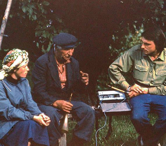 1984 год, экспедиция Московской консерватории в Тверскую область, село Столипино. Запись пастуха-рожечника Сергея Осиповича Красильщикова 042_rusrep_22-1.jpg из личного архива Сергея Старостина 