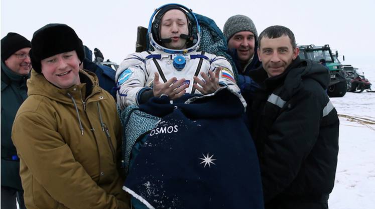 Экипаж МКС вернулся на Землю после 168 дней в космосе