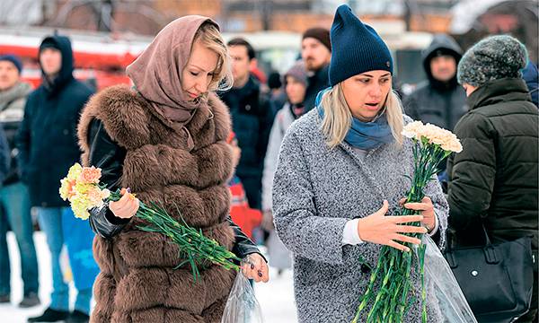 28 марта объявлен днем траура по погибшим в кемеровском ТЦ «Зимняя вишня» 18-02.jpg ТАСС