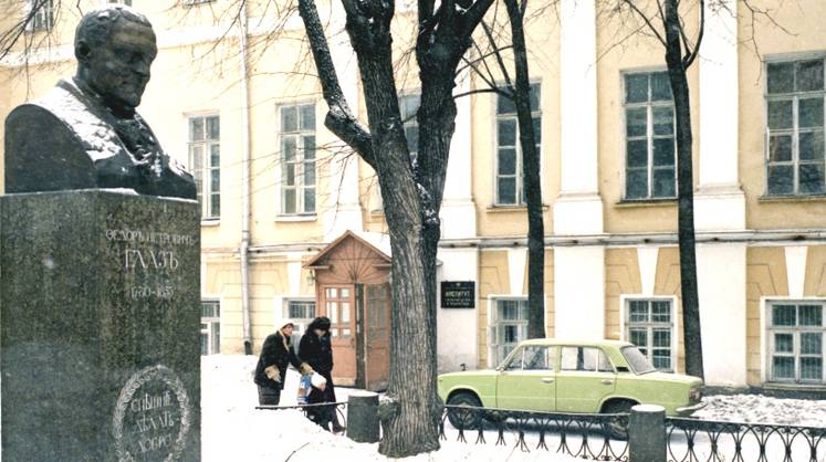 «Святой доктор» стал святым