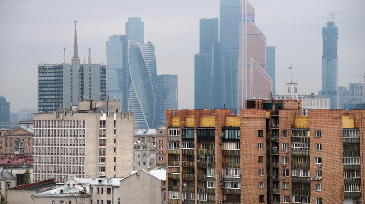 «У людей мало денег»: что будет с ценами на московское жилье