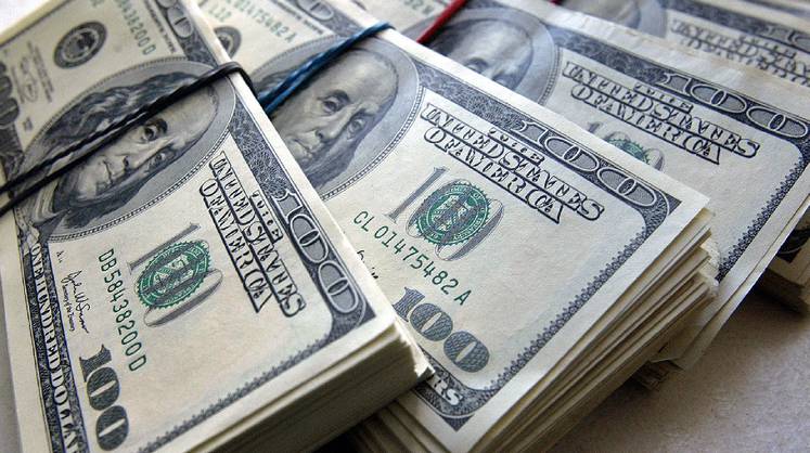 Курс доллара преодолел психологический уровень