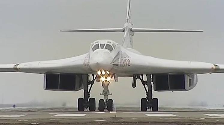 AP: Кремль «издевательски» отреагировал на критику Помпео отправки Ту-160 в Венесуэлу