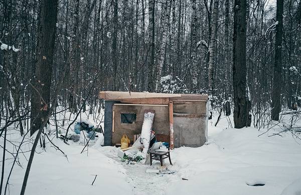 В домике нет света, нет воды, но полно вшей 036_rusrep_02-1.jpg Артур Бондарь специально для "РР"