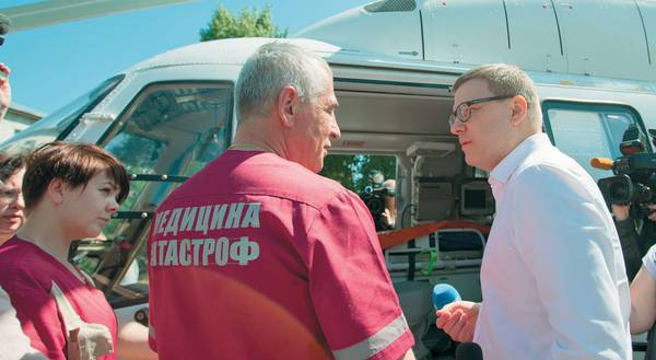 В Челябинской области активно развивается санитарная авиация: медицинские вертолеты нужны в труднодоступных уголках региона. Они ежегодно смогут перевозить 500 пациентов. До конца 2019 года в клиники планируется госпитализировать по воздуху более 200 человек 023_expert_ural_35-1.jpg 