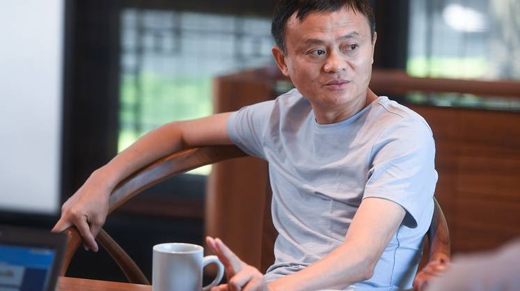 Основатель Alibaba Джек Ма ушел в отставку и вернется к преподаванию