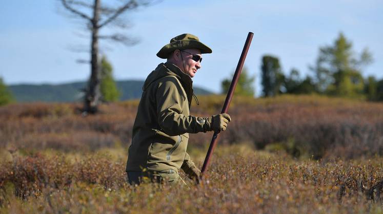 В Кремле рассказали, кто из мировых лидеров не поздравил Путина с днём рождения