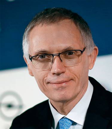 THIBAULT CAMUS/AP/TASS Вся надежда на Карлоса Тавареса