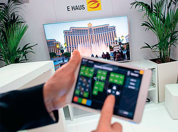 SVEN HOPPE/DPA/TASS Курс — на совмещение