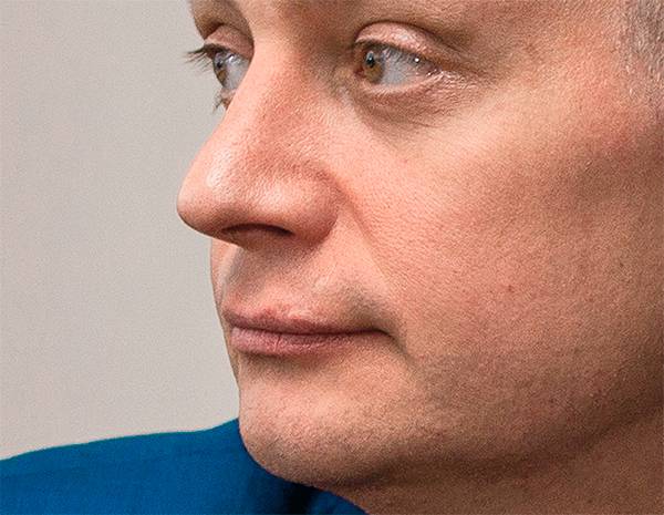 ОЛЕГ СЕРДЕЧНИКОВ Люди — новая нефть. Такой теперь лозунг. С точки зрения оздоровления экономики это правильно. С точки зрения политических последствий это катастрофа. Средний класс «возмущенных горожан» выходит цветочек в дуло танка положить. А работяга бьет сразу