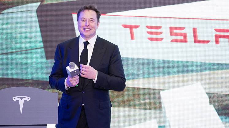 Tesla стала самим дорогим автопроизводителем планеты