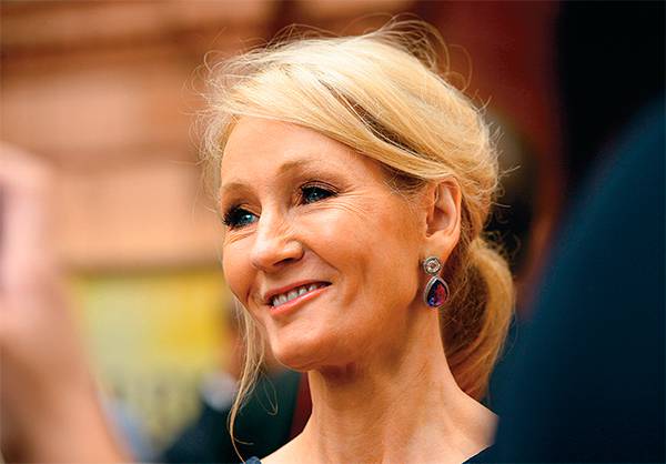 YUI MOK/PA Джоан Роулинг отлучили от Поттерианы