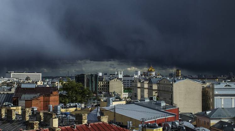 Прогноз погоды на неделю: Россию накроет мощная волна влаги и зноя