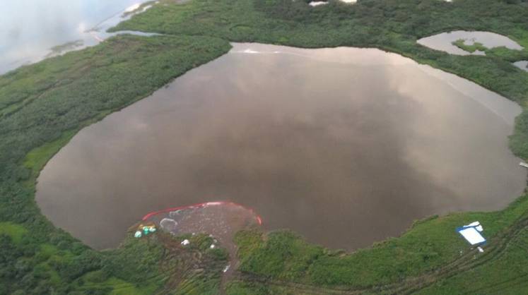 На Таймыре введен режим ЧС из-за разлива авиационного топлива 