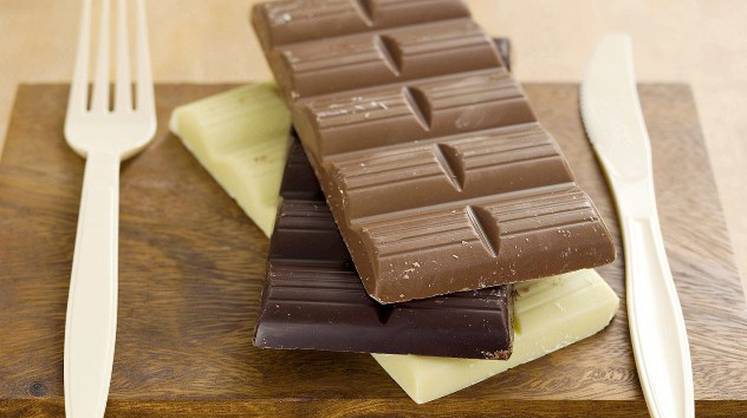В Роспотребнадзоре рассказали, сколько можно съедать шоколада в день