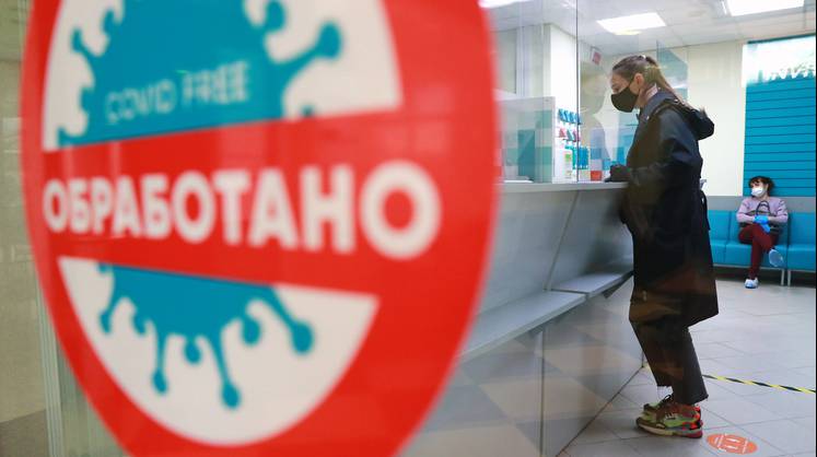 Мурашко заявил о наличии у России более 120 тест-систем на выявление COVID 