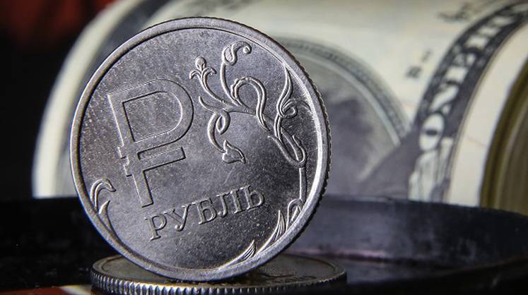Курс доллара: рубль сдерживает только один фактор