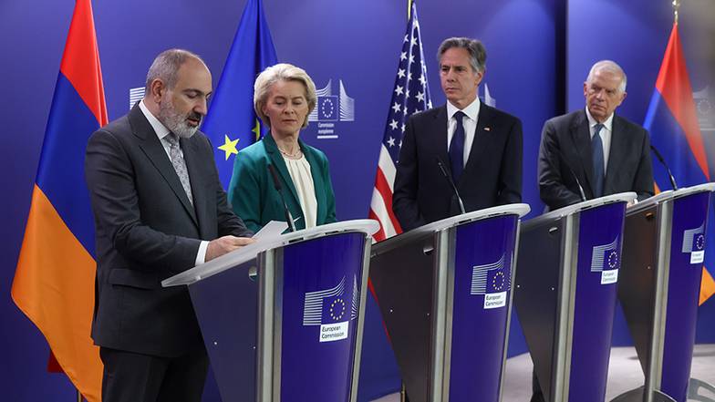 EPA/ТАСС Трехсторонняя встреча ЕС — США — Армения в Брюсселе. 5 апреля 2024 года