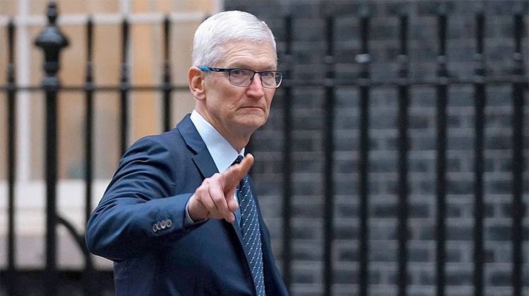 Apple: Трамп запрещает размещать производство айфонов в Индии