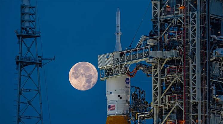 Космос: сенат США увидел Хьюстон Космос: сенат США увидел Хьюстон