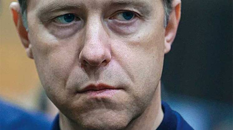 Денис Мантуров выступил в защиту самолета «Байкал» после критики проекта
