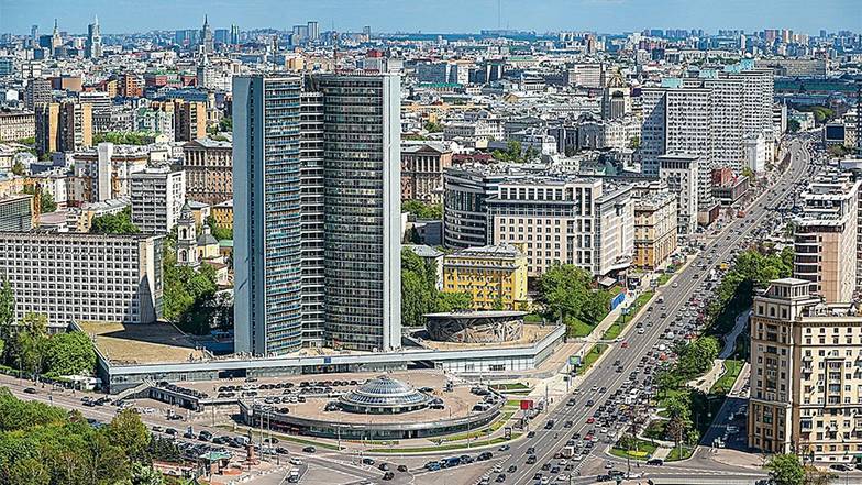 АРТЕМ КОРОТАЕВ/ТАСС Здание СЭВа планируют снести из-за ветхости