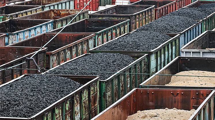 Общеэкономическое охлаждение и конкуренция с фурами дали РЖД антирекорд