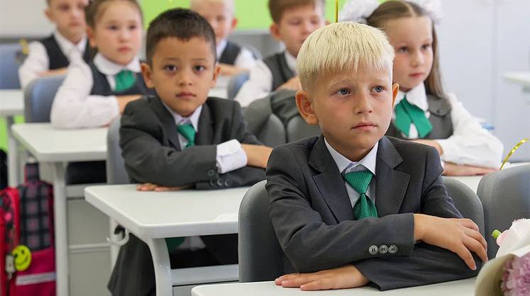 Школа: почему дети занимаются больше, а знают меньше Школа: почему дети занимаются больше, а знают меньше