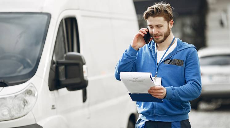 Авито: спрос на комплексные услуги грузчиков вырос почти в 1,5 раза