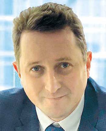  Управляющий директор центра коммерческой  эффективности УБРиР Степан Зайцев