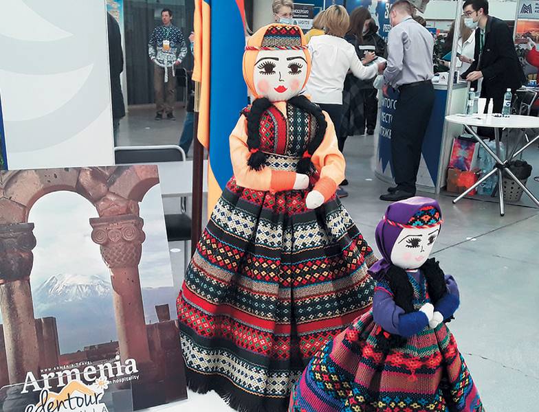 Фото автора Отдельные страны СНГ, такие как Киргизия и Армения, уже сейчас готовы принимать российских туристов