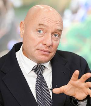 ВАЛЕРИЙ ШАРИФУЛИН/ТАСС Президент фонда «Кристалл роста» Александр  Галушка