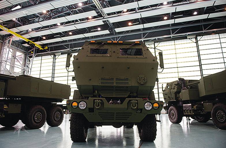 ZUMA PRESS РСЗО HIMARS, Варшава