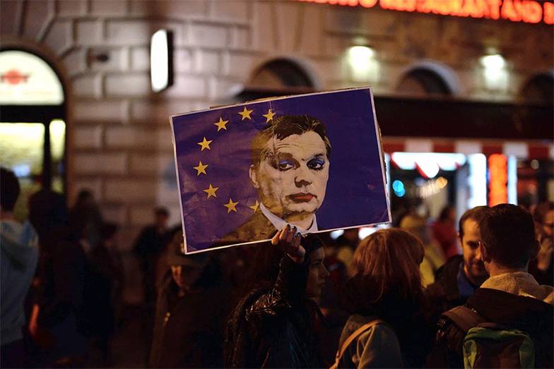 JUAN CARLOS LUCAS/NURPHOTO VIA ZUMA Партия Орбана «Фидес» уходит в оппозицию