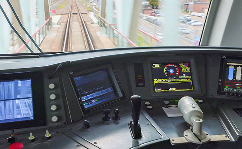 TASS Рельсовый беспилотный общественный транспорт в России относится к 3-му уровню автономности:  с присутствием машиниста в кабине