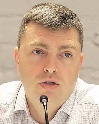  Заместитель директора Свердловского  областного фонда поддержки предпринимательства  Сергей Кисеев