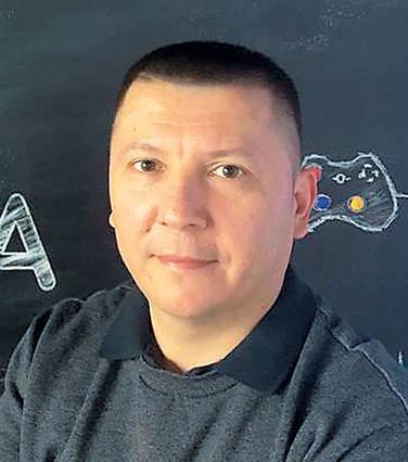  Директор макрорегиона Урал компании Yota Александр Жаркой