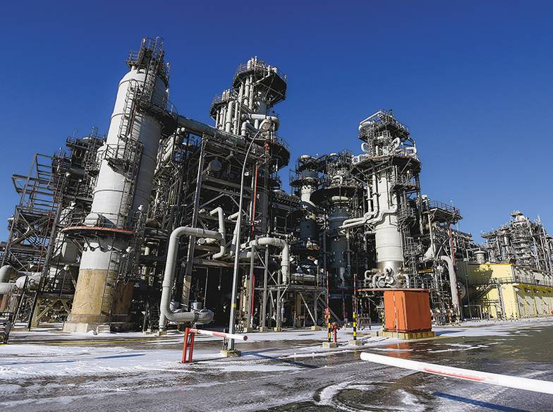 АЛЕКСАНДР ИВАНТЕР Главные криогенные теплообменники — «сердце» заводов по крупнотоннажному сжижению газа. Россия приступила к созданию собственной технологии крупнотоннажного  сжижения и освоению производства специального оборудования для него только в 2018 году