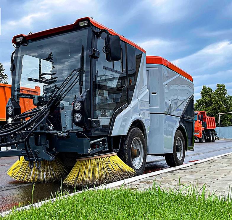  Вакуумная подметально-уборочная машина — конкурент китайской техники