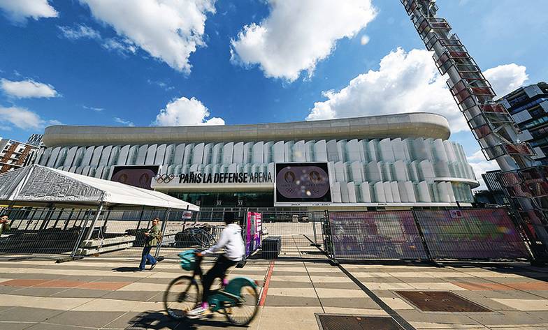 TASS В Париже построен только один капитальный стадион (Центр водных видов спорта), остальные будут временными объектами, которые демонтируют после Игр