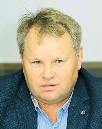  генеральный  директор холдинга «Стратег» Николай Тушин