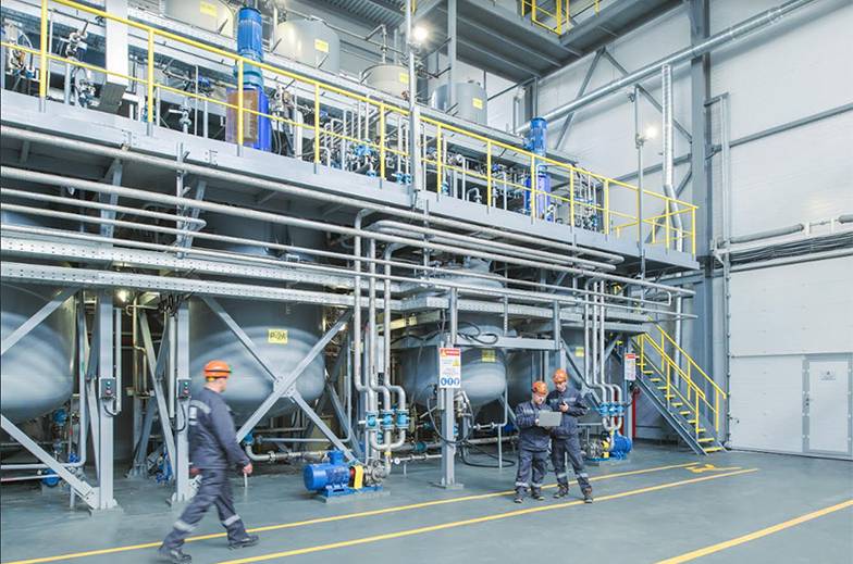 ПРЕДОСТАВЛЕНО ПРЕСС-СЛУЖБОЙ КОМПАНИИ «ПОЛИПЛАСТ СЕВЕРО-ЗАПАД» Линия синтеза высокомолекулярной химии г.Кингисепп