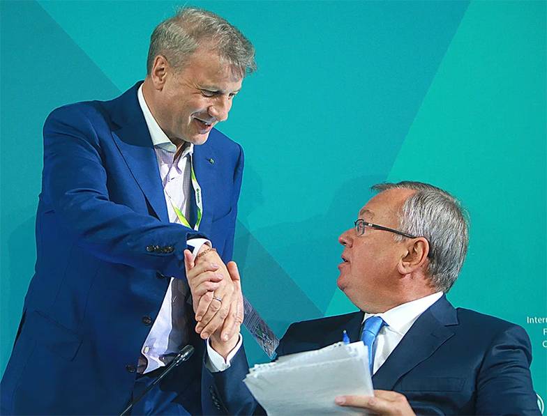 СЕРГЕЙ КОНЬКОВ/ТАСС Банки зарабатывают больше отдельных отраслей промышленности