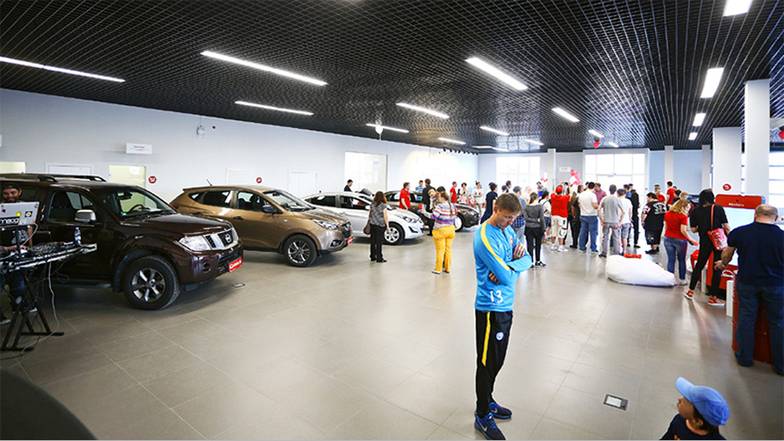 TASS В отличие от рынка новых машин объемы продаж авто с пробегом продолжают расти