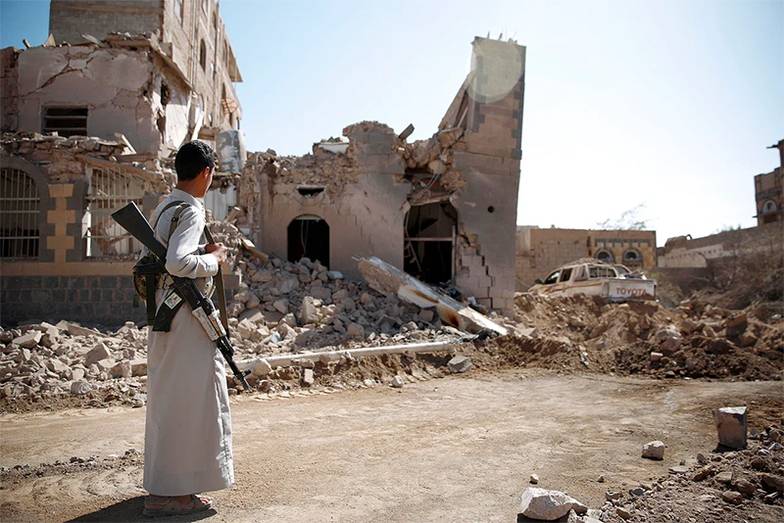 AP PHOTO/HANI MOHAMMED Одна из ближневосточных «осей хаоса» проходит по территории многострадального Йемена