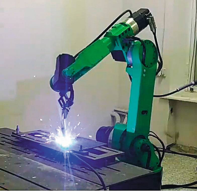  Сварочный роботизированный технологический комплекс (РТК) с роботом ООО НПК  АМС грузоподъемностью 20 кг