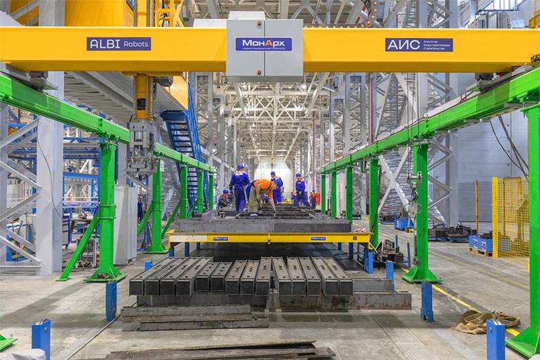  С конвейера модуль будущего жилья может выходить в полной комплектации: с внешней и внутренней отделкой, с разводкой всех коммуникаций