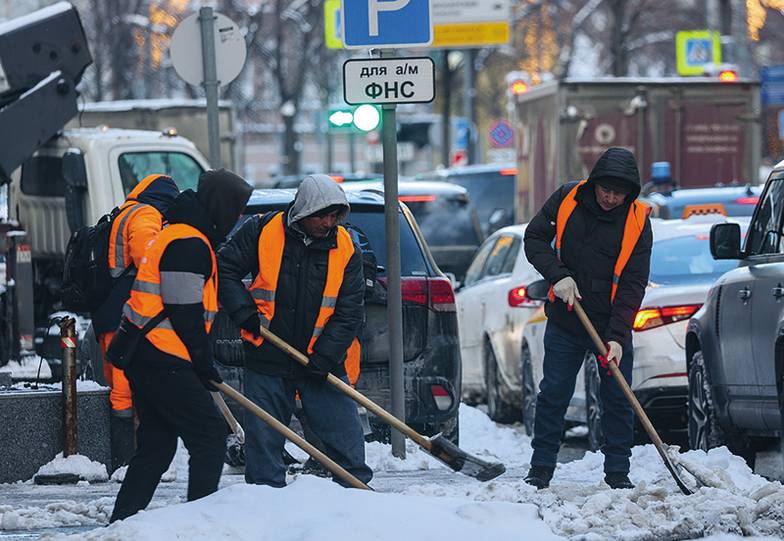 БИЗНЕС ONLINE/ТАСС ЖКХ — одна из отраслей, куда направляется большой поток иностранной неквалифицированной рабочей силы